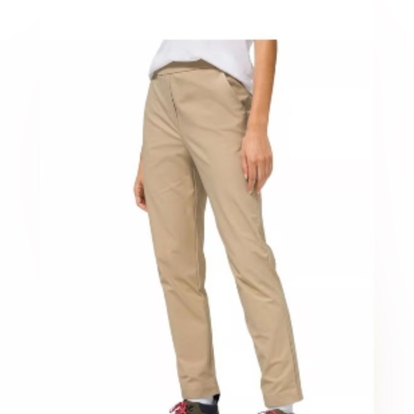 Lululemon Flat Front Your True Trouser 7/8 pants in 'Trench' Beige Size 14 - Picture 1 of 11